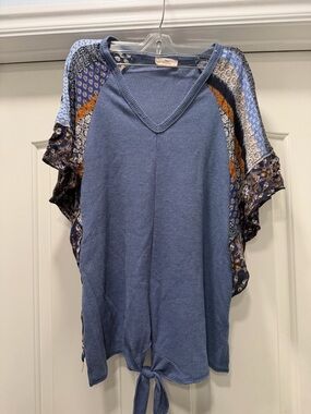Hummingbird Bohemian mixed media flutter sleeve v-neck top